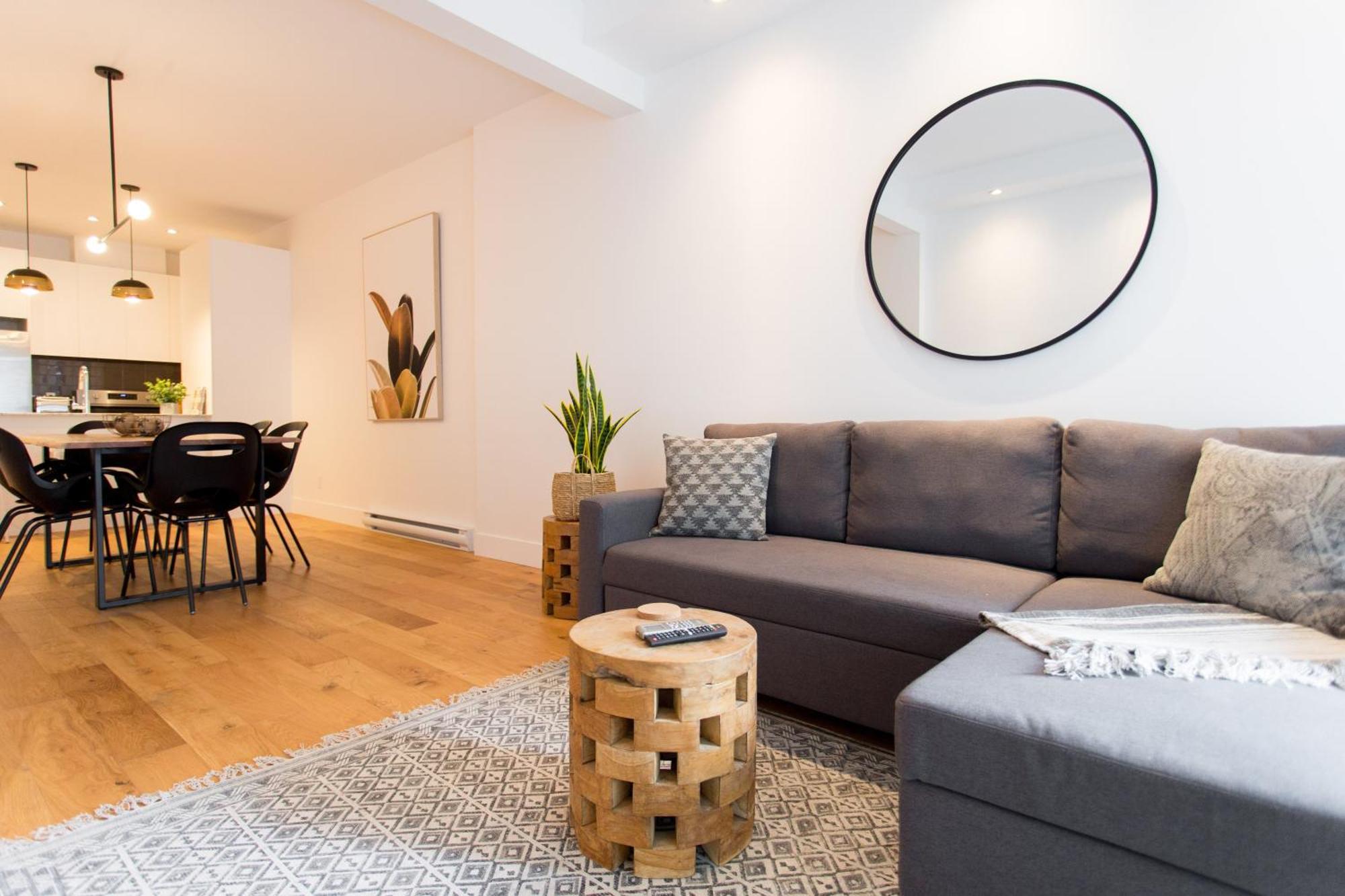 Hip, Stylish Apartment In Little Italy By Den Stays A مونتريال الغرفة الصورة